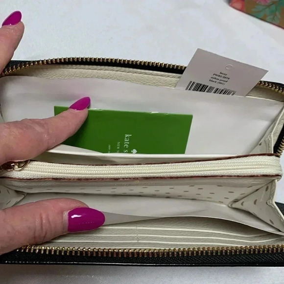 KATE SPADE ♠️ Women’s Wallet, NEW/W Tags. Gorgeous ❣️ - Picture 2 of 4
